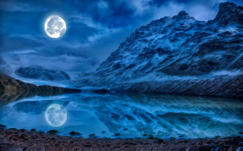 Surrealistiska mystiska lunar midnatt